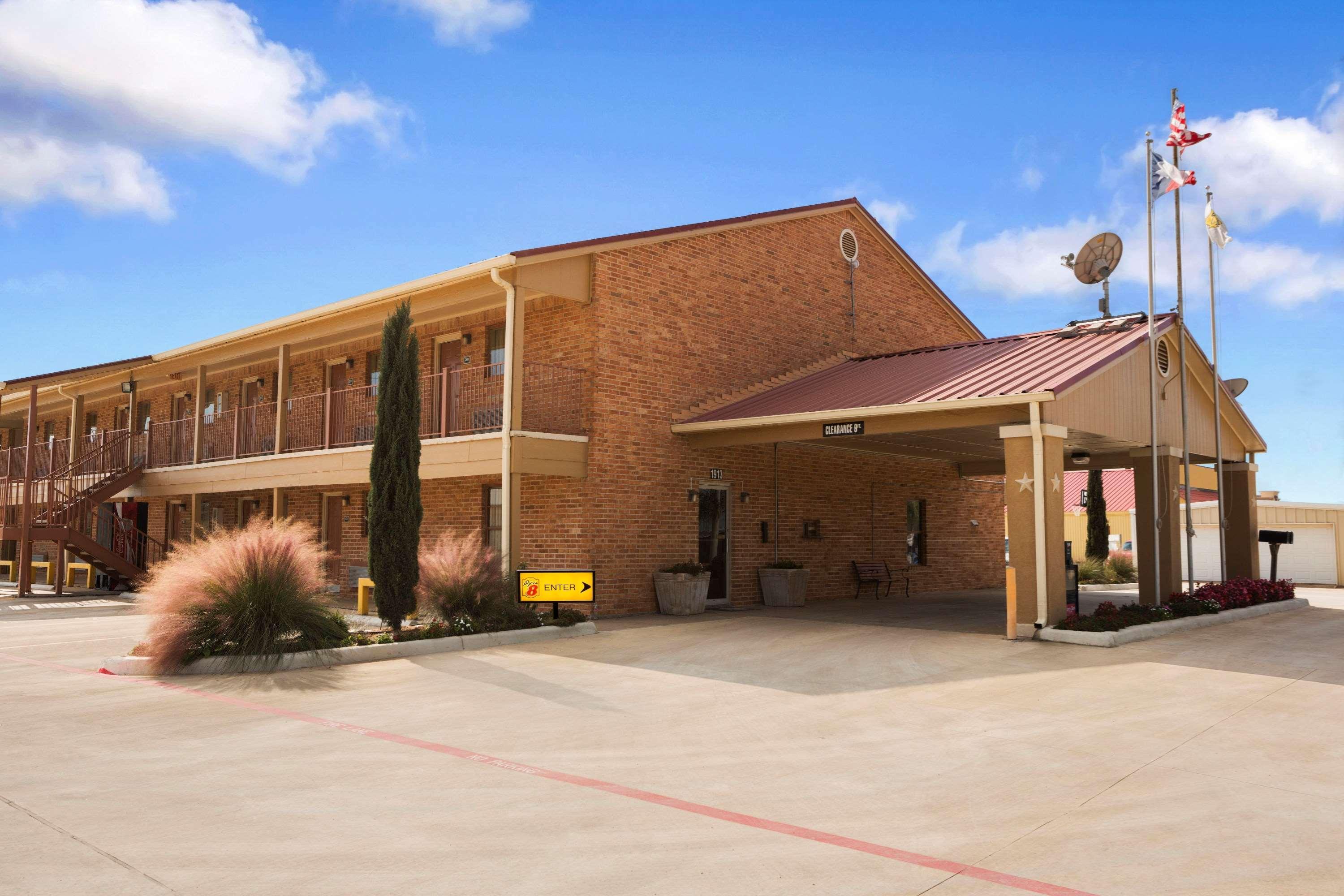 Super 8 By Wyndham Pleasanton Μοτέλ Εξωτερικό φωτογραφία