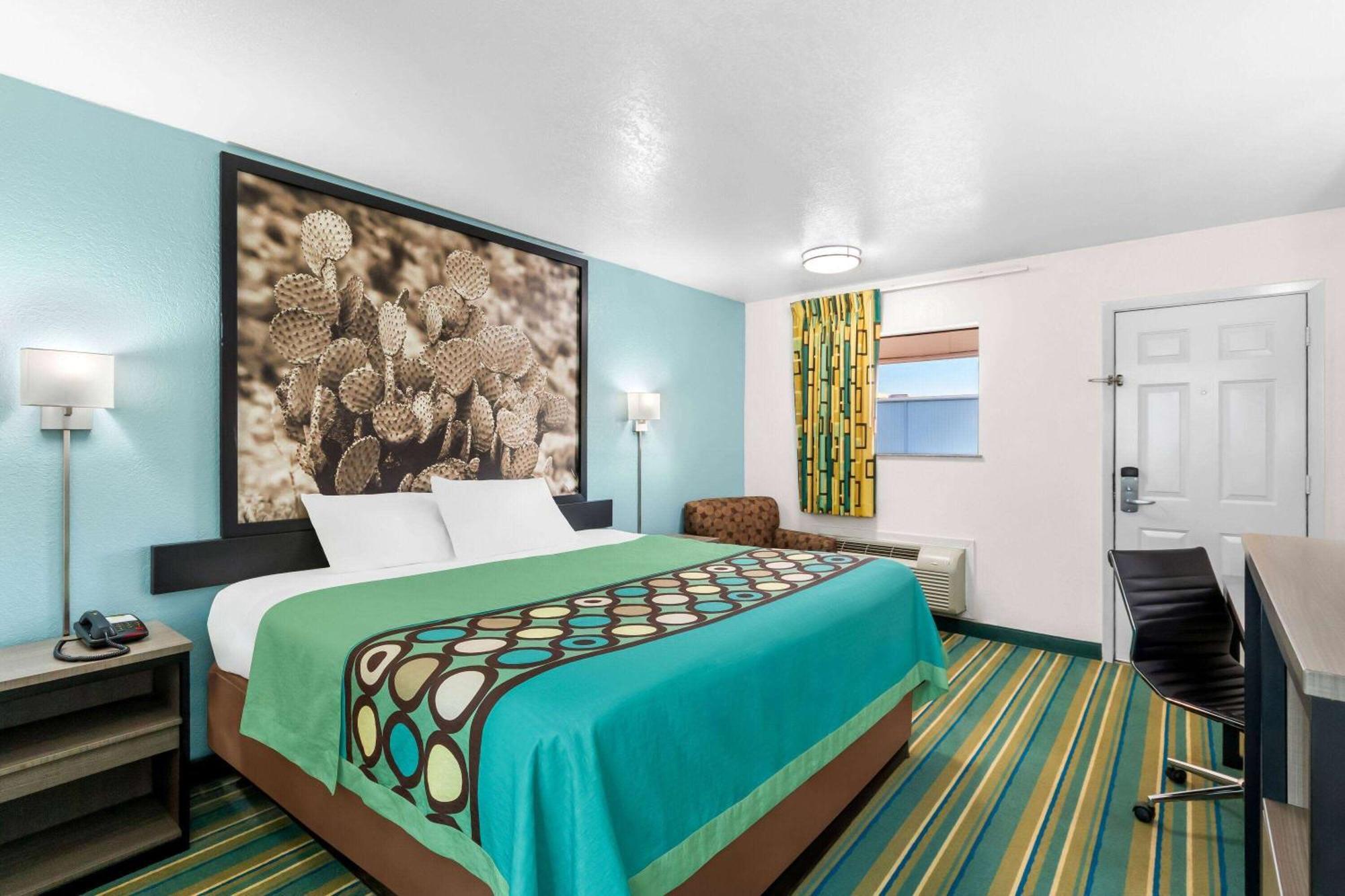 Super 8 By Wyndham Pleasanton Μοτέλ Εξωτερικό φωτογραφία